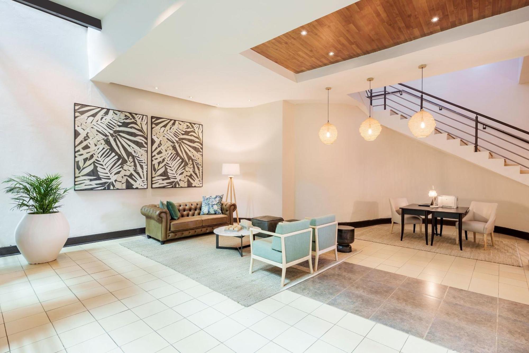 Protea Hotel By Marriott לוסקה מראה חיצוני תמונה